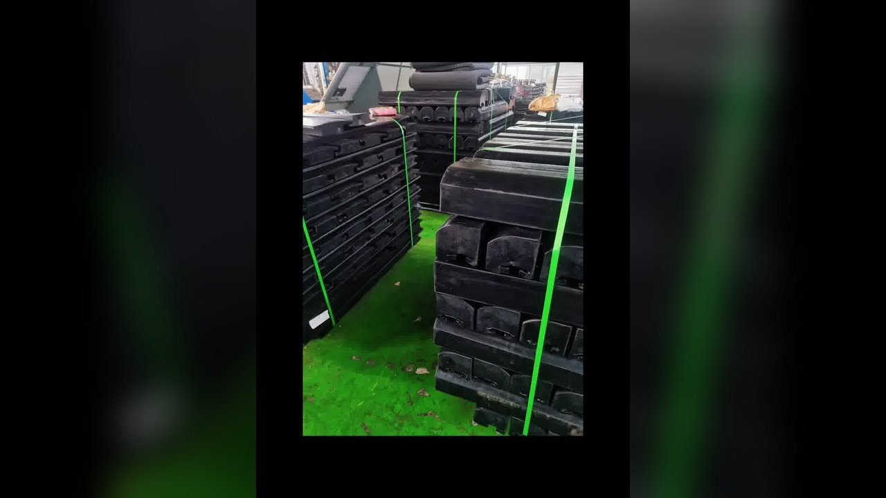 Lớp vỏ cao su tổng hợp để giảm tiếng ồn của máy xay bóng Tiết kiệm năng lượng và có khả năng chống mòn cao