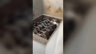 Máy hủy lá nhôm trục đôi để chuẩn bị nấu chảy