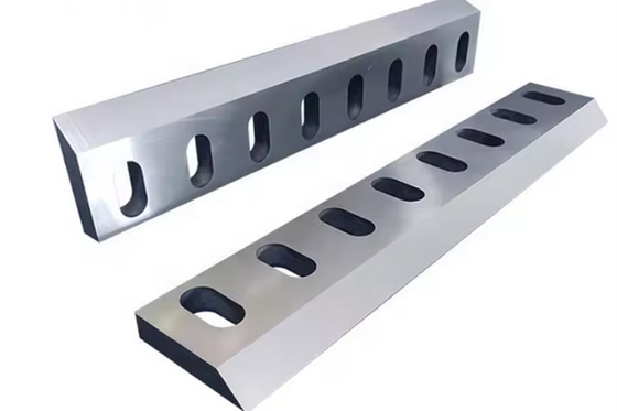 Máy cắt nhựa D2 / SKD11 Vật liệu Máy nghiền chai nhựa