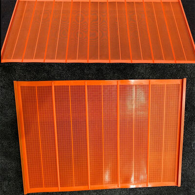 Màu đỏ Màn hình ướt polyurethane chống mòn cao 1040 * 700mm để sàng lọc tinh tế