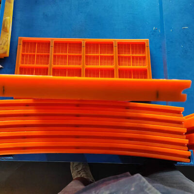 Màn hình Polyurethane chống mài mòn HUATAO WS 85 305x305mm có đế ray lắp cho quặng sắt