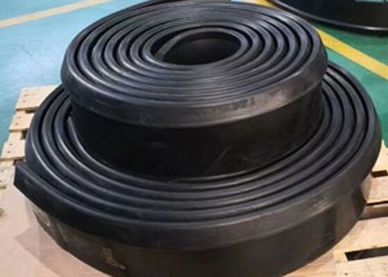 Đường dây chuyền vận chuyển PU Long Wear Life Iron Ore Conveyor Solution Control
