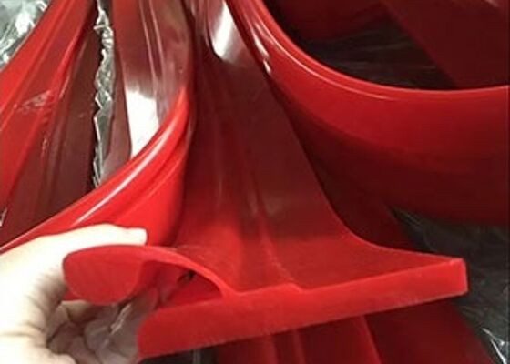 Tấm ốp chân tường bằng polyurethane cho băng tải Điểm chuyển giao khai thác chống tràn