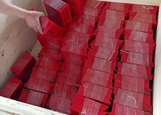 Polyurethane conveyor belt scraper Red Blade chống va chạm