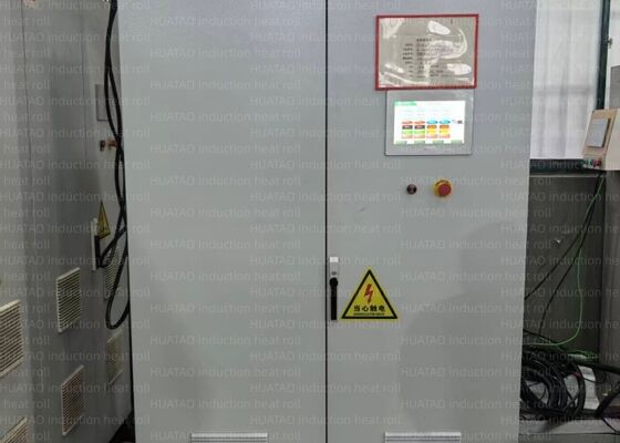 Tốc độ tuyến tính tối đa 1000mmin tối đa 1000mmin Calender Roller điện từ cảm ứng sưởi ấm Dimension: 1000 đến 1500mm Với L1000 đến 3000mm