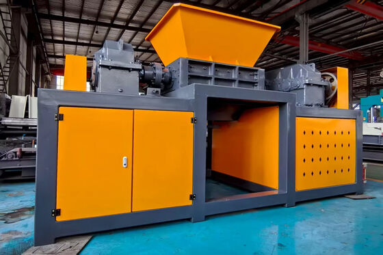 Máy hủy tài liệu động cơ kép Tổng công suất 60kW cho lốp xe