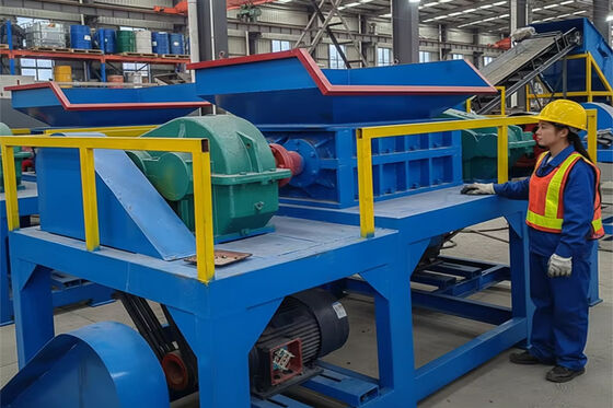 4200kg Heavy Duty Double Shaft Shredder để sử dụng trong nhà máy