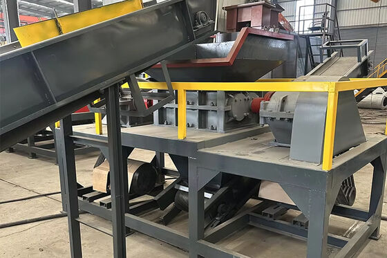 Máy nghiền hai trục 800-1500kg/h cho các khối nhựa cứng
