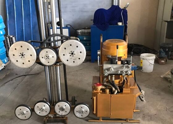 Máy cưa dây thủy lực đầu ra ổn định và mạnh mẽ để chống nước và làm việc liên tục