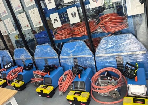 Máy cưa tường bê tông để phá dỡ và sửa đổi kết cấu