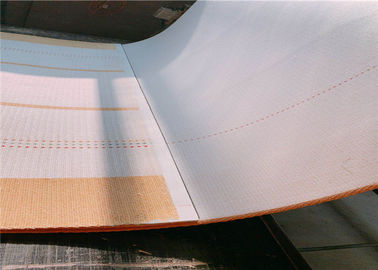 100% Polyester Corrugator Belt 9mm / 10 mm Cảm thấy có cạnh Kevlar cho máy tấm ván tốc độ cao
