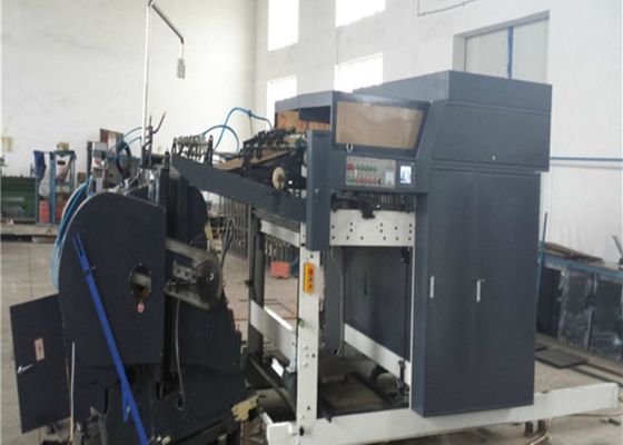 Máy cắt bìa cứng tự động